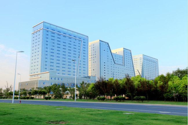 1704959795913318.jpg 1704959728520.jpg